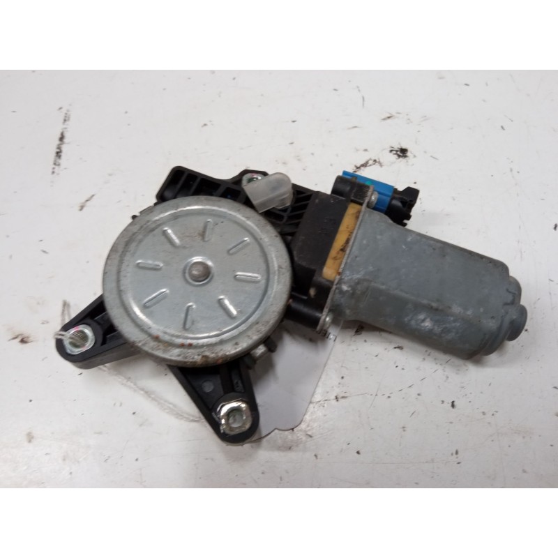 Recambio de motor elevaluna delantero izquierdo para chevrolet captiva (c100, c140) 2.0 d 4wd referencia OEM IAM   