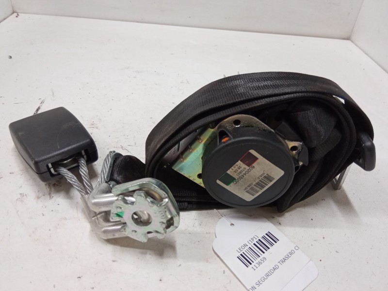 Recambio de cinturon seguridad trasero central para seat leon (1p1) 1.6 referencia OEM IAM   