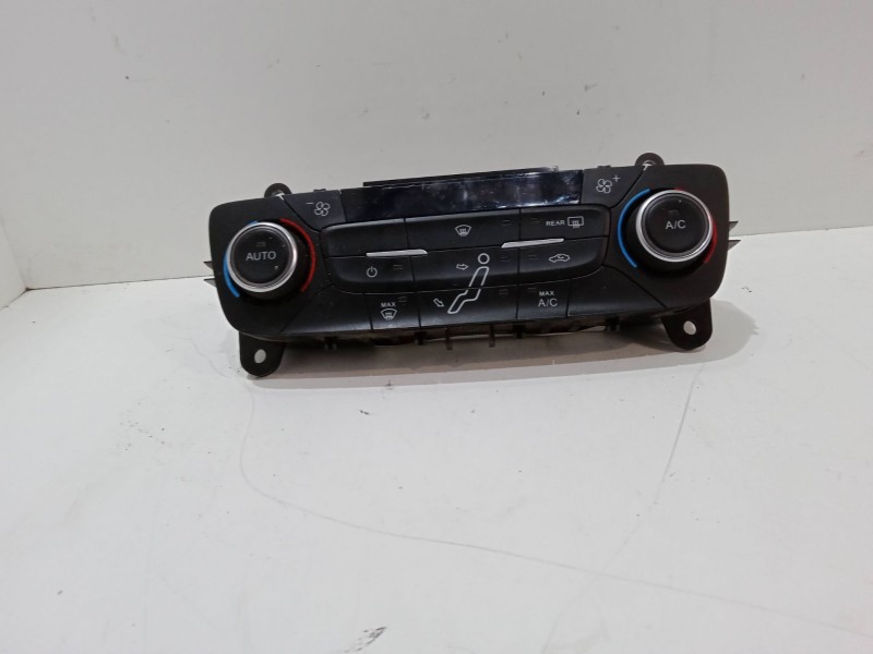Recambio de mando climatizador para ford ka (rb_) 1.0 i referencia OEM IAM 18C612-AF WU8V005621 A12963846