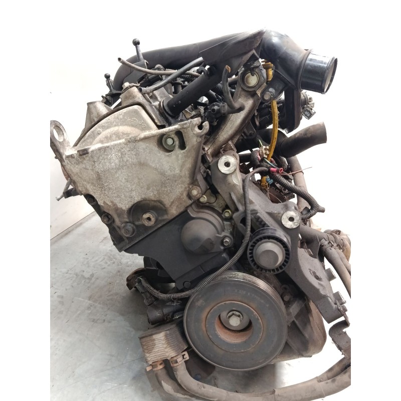 Recambio de motor completo para renault clio iii (br0/1, cr0/1) 1.2 16v (br0p, cr0p) referencia OEM IAM   