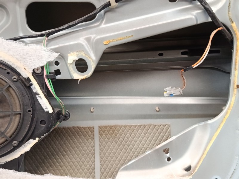 Recambio de puerta delantera izquierda para peugeot 206 hatchback (2a/c) 2.0 hdi 90 referencia OEM IAM   