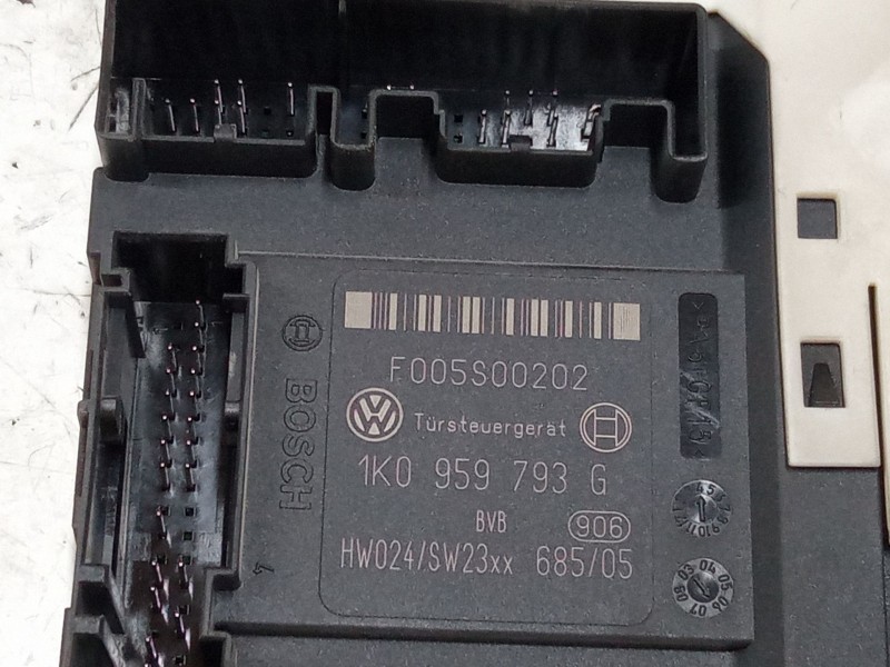 Recambio de motor elevaluna delantero izquierdo para volkswagen passat b6 (3c2) 2.0 tdi referencia OEM IAM 1K0959793G  