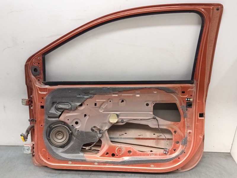Recambio de puerta delantera derecha para renault twingo ii (cn0_) 1.2 16v (cn04, cn0a, cn0b) referencia OEM IAM 801008682R  