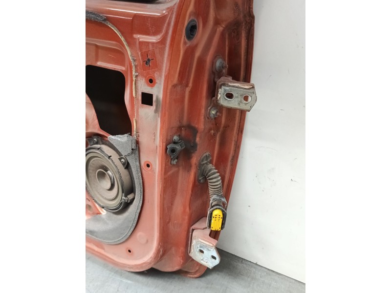 Recambio de puerta delantera izquierda para renault twingo ii (cn0_) 1.2 16v (cn04, cn0a, cn0b) referencia OEM IAM 801010419R  