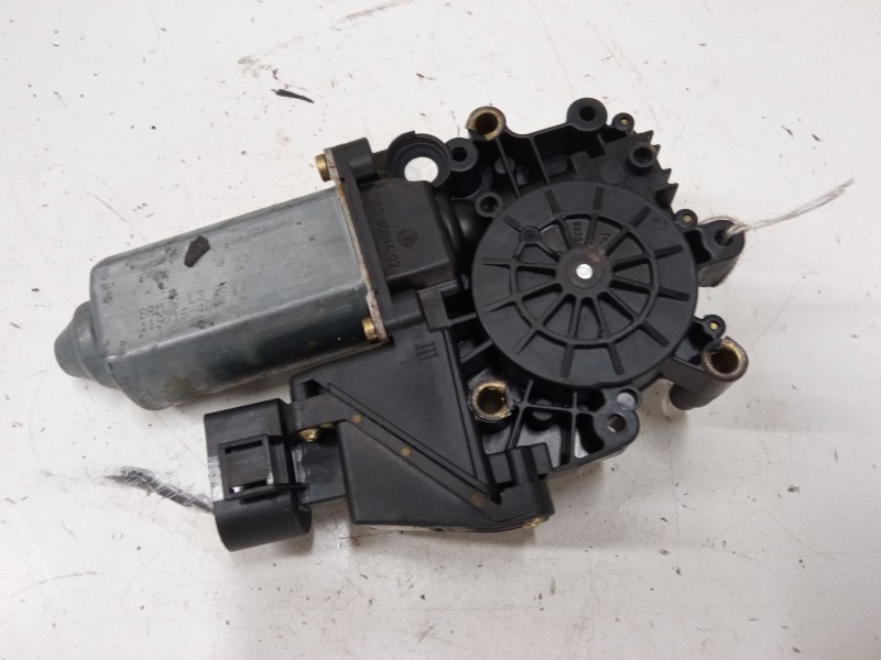 Recambio de motor elevaluna delantero izquierdo para audi a3 (8l1) 1.9 tdi referencia OEM IAM   