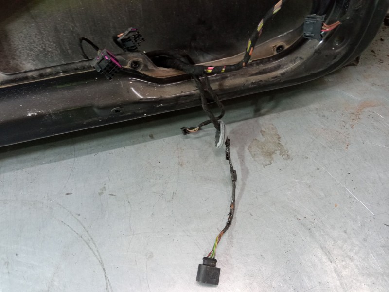 Recambio de puerta izquierda 3p para seat ibiza iii (6l1) 1.4 16v referencia OEM IAM   