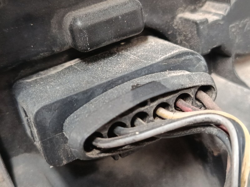 Recambio de piloto trasero izquierdo para volkswagen touran (1t1, 1t2) 1.9 tdi referencia OEM IAM 084411958L 1T0945095N 