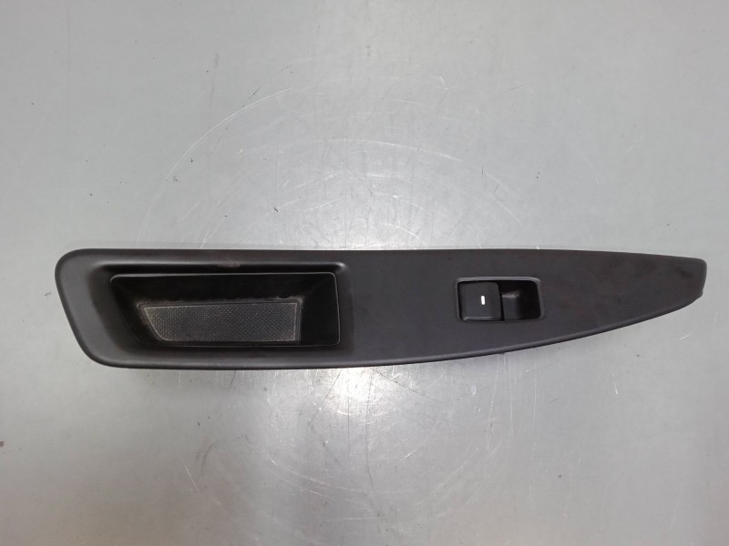 Recambio de mando elevalunas trasero derecho para hyundai i20 ii (gb, ib) 1.2 referencia OEM IAM 93580c7020  