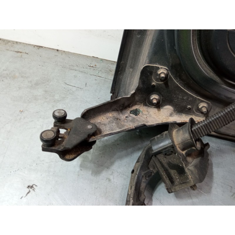Recambio de puerta lateral corredera derecha para citroën berlingo multispace (b9) 1.6 hdi 90 referencia OEM IAM 9831177480  