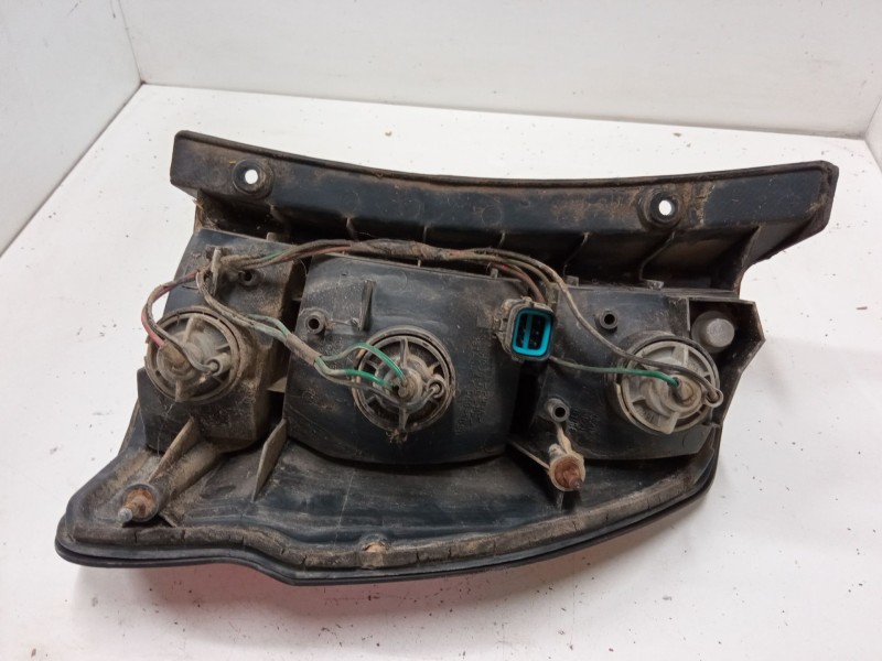 Recambio de piloto trasero izquierdo para mitsubishi montero sport i (k7_, k9_) 2.5 td (k94w, k74t) referencia OEM IAM 8330A030 