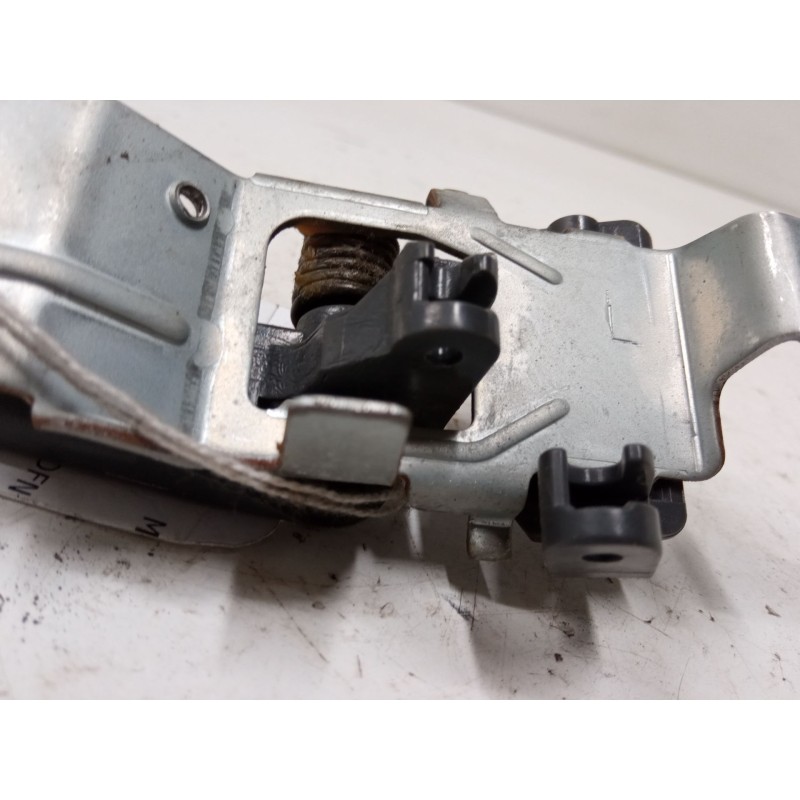 Recambio de maneta interior puerta delantera izquierda para mitsubishi montero sport i (k7_, k9_) 2.5 td (k94w, k74t) referencia