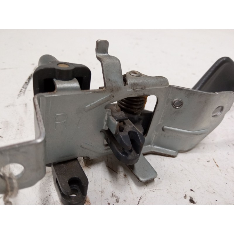 Recambio de maneta interior puerta trasera derecha para mitsubishi montero sport i (k7_, k9_) 2.5 td (k94w, k74t) referencia OEM