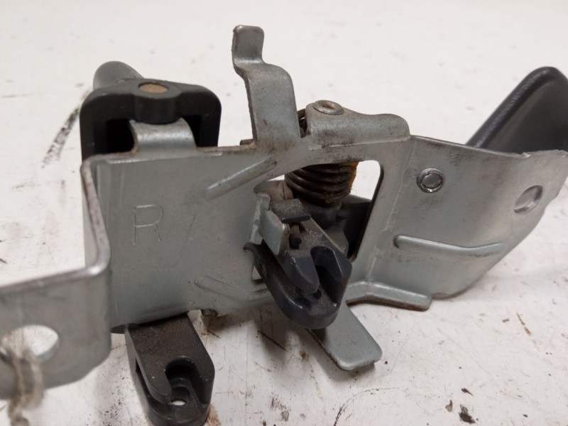 Recambio de maneta interior puerta trasera derecha para mitsubishi montero sport i (k7_, k9_) 2.5 td (k94w, k74t) referencia OEM