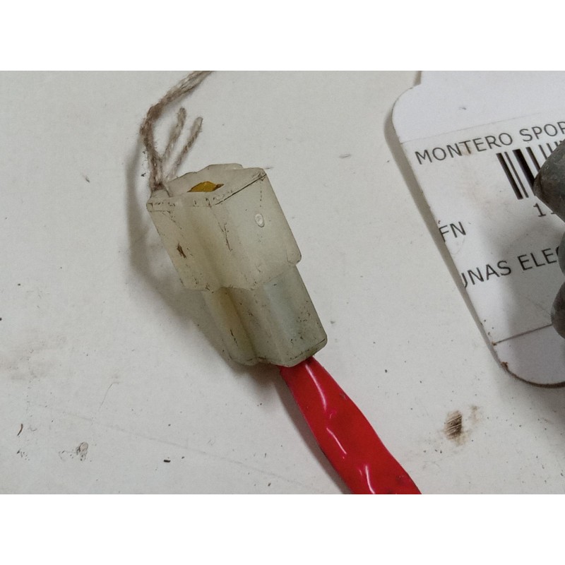 Recambio de elevalunas electrico delantero derecho para mitsubishi montero sport i (k7_, k9_) 2.5 td (k94w, k74t) referencia OEM