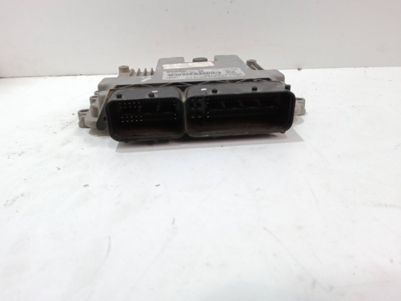Recambio de centralita motor uce para kia sportage iii (sl) 1.7 crdi referencia OEM IAM 0281031654 39120-2A053 D1SL500MCVELIT8U