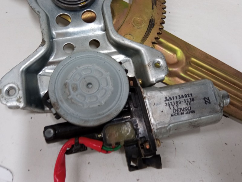 Recambio de elevalunas electrico trasero izquierdo para mitsubishi montero sport i (k7_, k9_) 2.5 td (k94w, k74t) referencia OEM