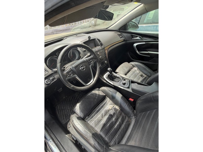 opel insignia a sedán (g09) del año 2009