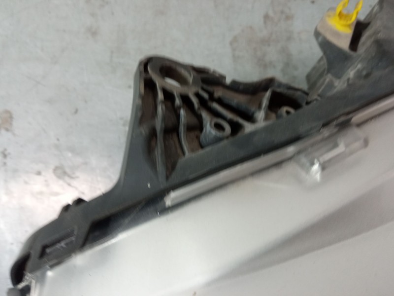 Recambio de faro izquierdo para peugeot 208 i (ca_, cc_) 1.6 hdi / bluehdi 75 referencia OEM IAM 9810805780  