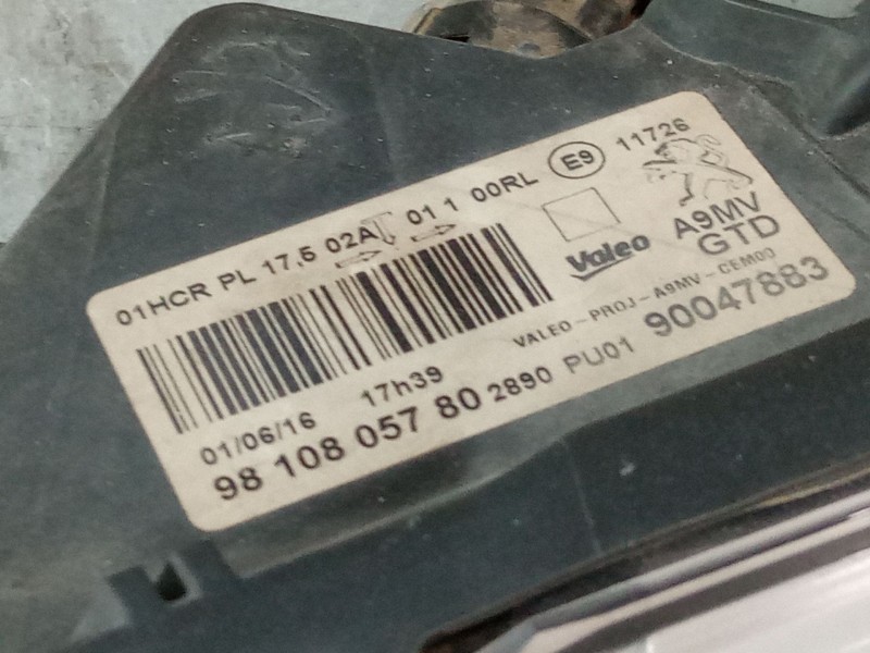 Recambio de faro izquierdo para peugeot 208 i (ca_, cc_) 1.6 hdi / bluehdi 75 referencia OEM IAM 9810805780  