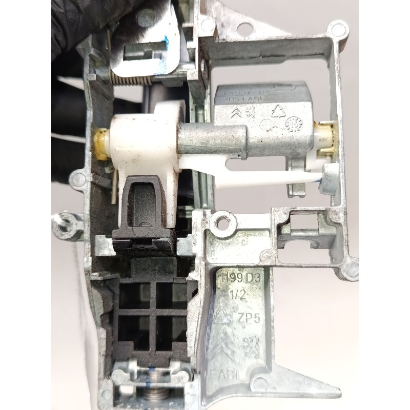Recambio de maneta exterior puerta delantera derecha para peugeot 2008 i (cu_) 1.2 thp 110 / puretech 110 referencia OEM IAM   
