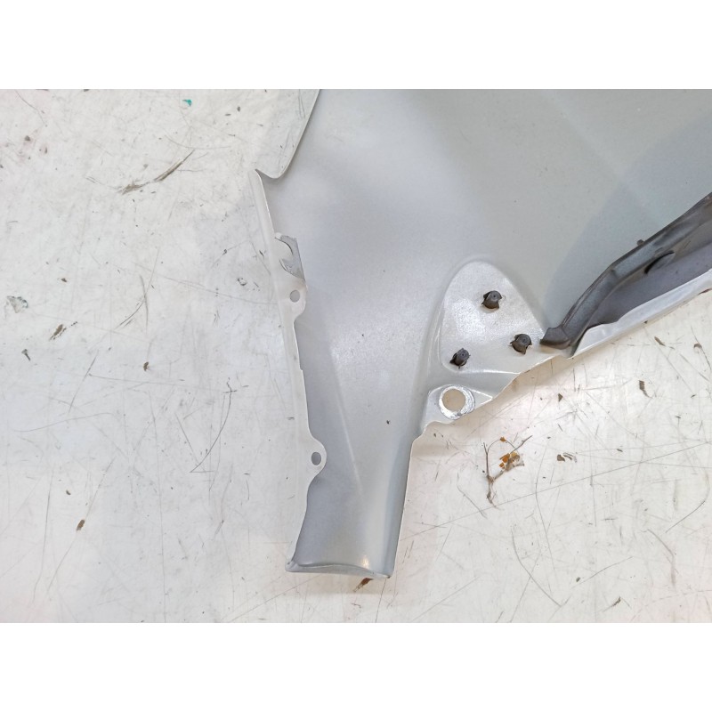 Recambio de aleta delantera izquierda para renault megane iii grandtour (kz0/1) 1.5 dci (kz1m, kz1w, kz0r) referencia OEM IAM   