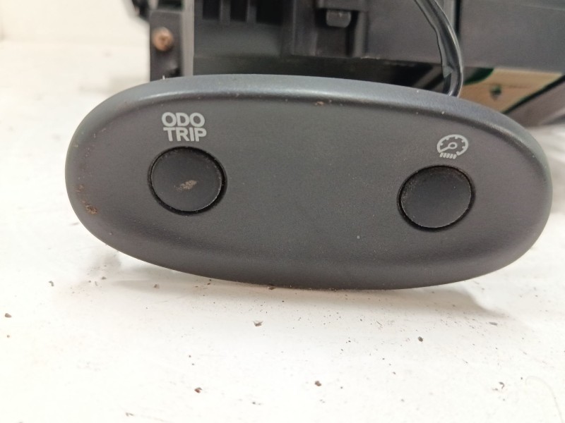 Recambio de cuadro instrumentos para toyota yaris (_p1_) 1.0 (scp10_) referencia OEM IAM   