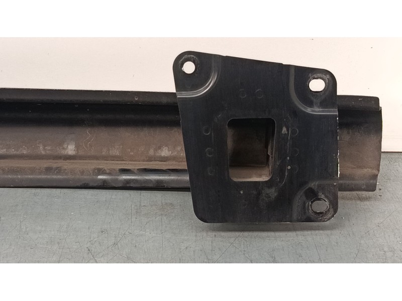 Recambio de refuerzo paragolpes trasero para volkswagen polo iv (9n_, 9a_) 1.4 tdi referencia OEM IAM   
