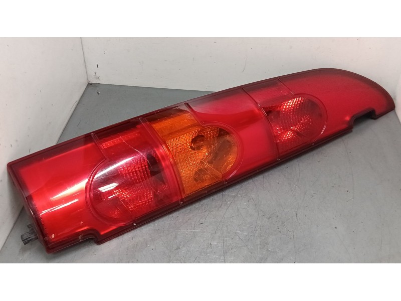 Recambio de piloto trasero izquierdo para renault kangoo express (fc0/1_) d 65 1.9 (fc0e, fc02, fc0j, fc0n) referencia OEM IAM  