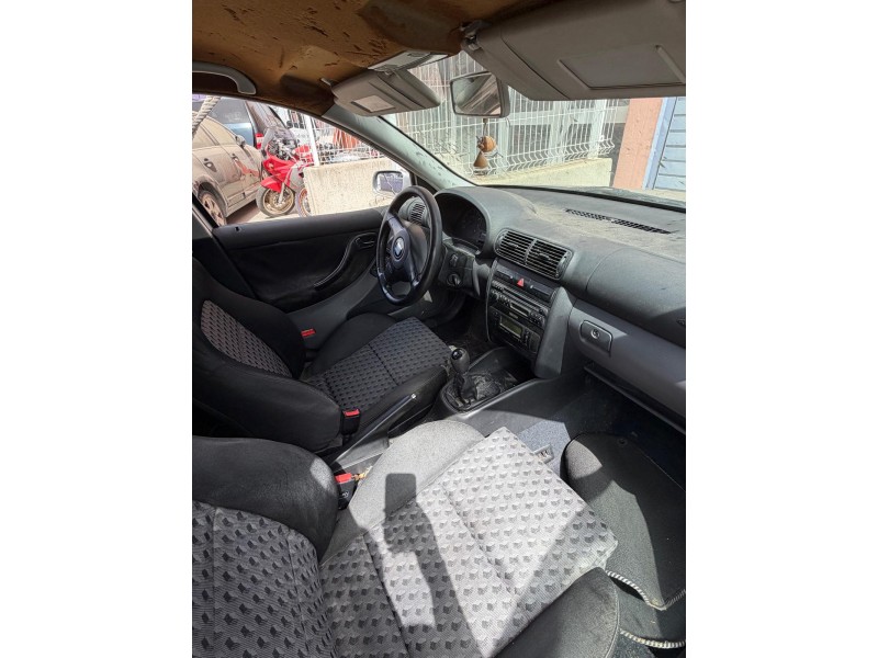 seat leon (1m1) del año 2000