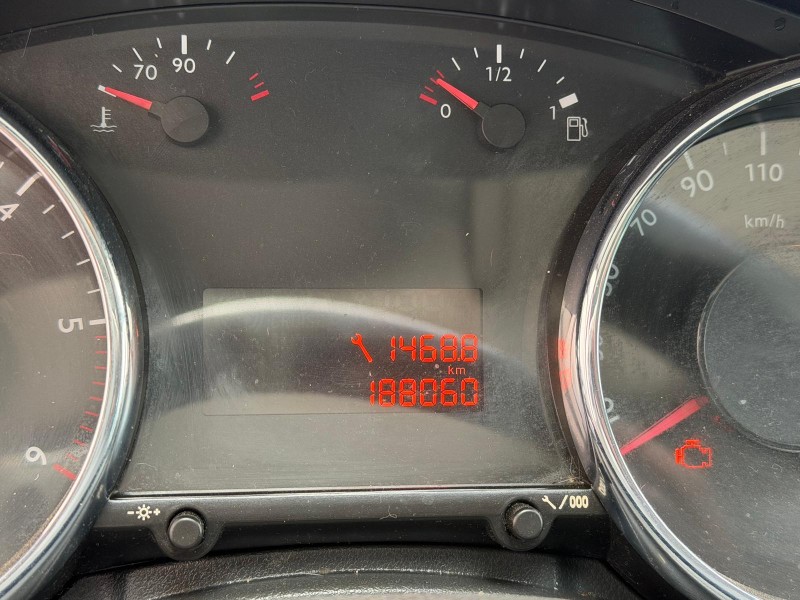 peugeot 5008 (0u_, 0e_) del año 2009