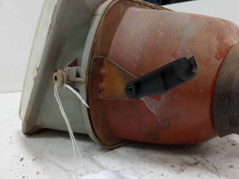 Recambio de faro izquierdo para peugeot 205 ii (20a/c) 1.1 referencia OEM IAM   