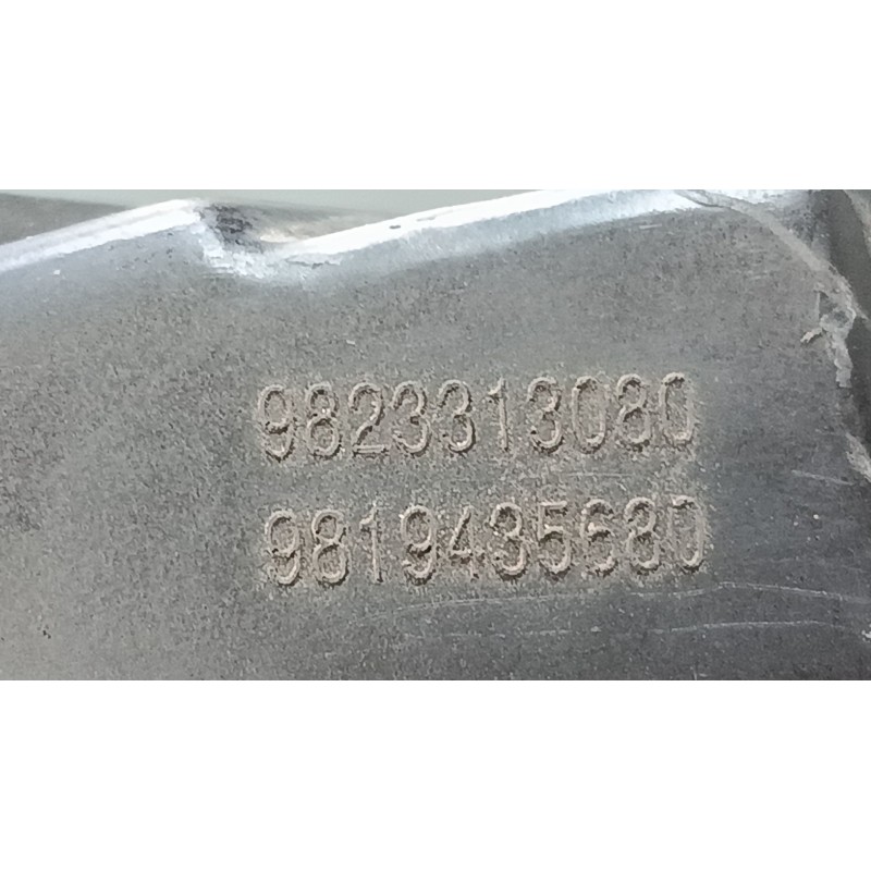 Recambio de faro luz diurna izquierdo para citroën c3 iii (sx) 1.2 thp 110 referencia OEM IAM 9823313080  