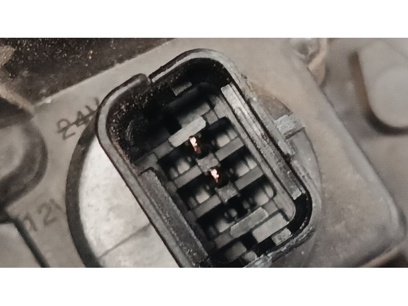 Recambio de faro luz diurna izquierdo para citroën c3 iii (sx) 1.2 thp 110 referencia OEM IAM 9823313080  