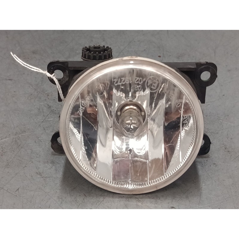 Recambio de faro antiniebla izquierdo para citroën c3 iii (sx) 1.2 thp 110 referencia OEM IAM 9685425180  