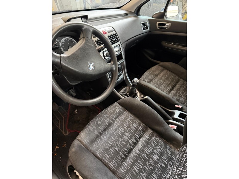 peugeot 307 (3a/c) del año 2001