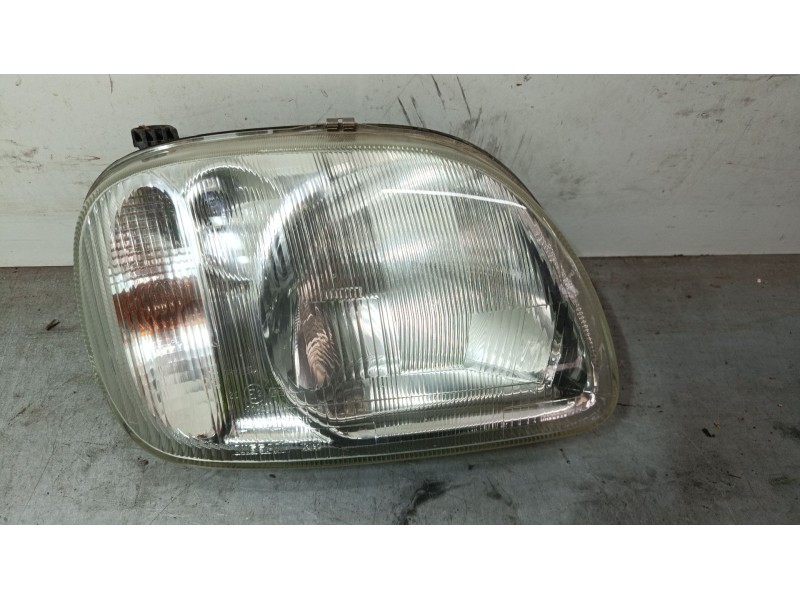 Recambio de faro derecho para nissan micra ii (k11) 1.0 i 16v referencia OEM IAM 260106F620  