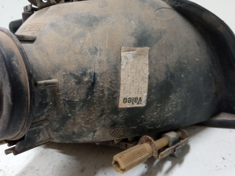 Recambio de faro derecho para ford fiesta iii (gfj) 1.1 referencia OEM IAM   