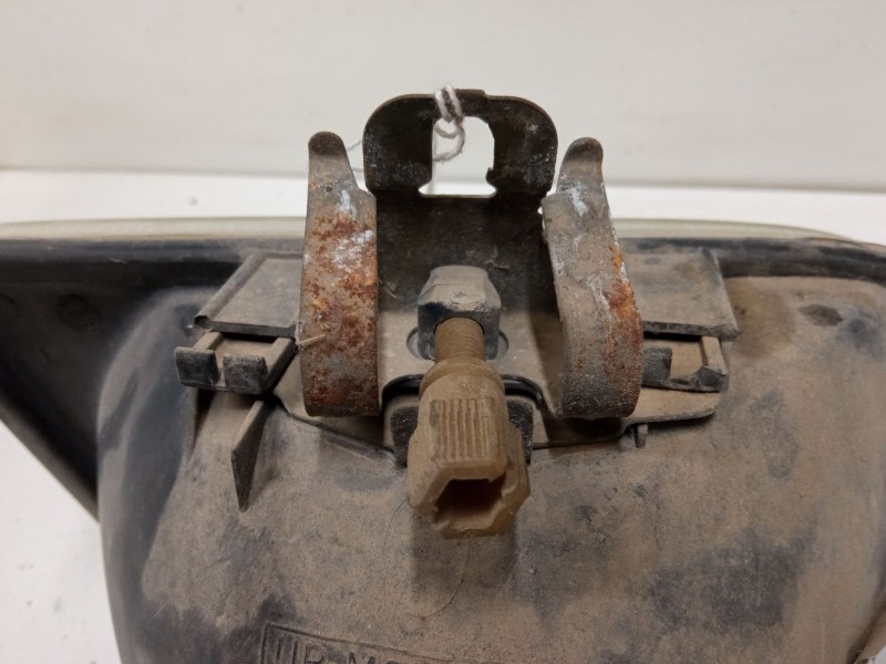 Recambio de faro derecho para ford fiesta iii (gfj) 1.1 referencia OEM IAM   