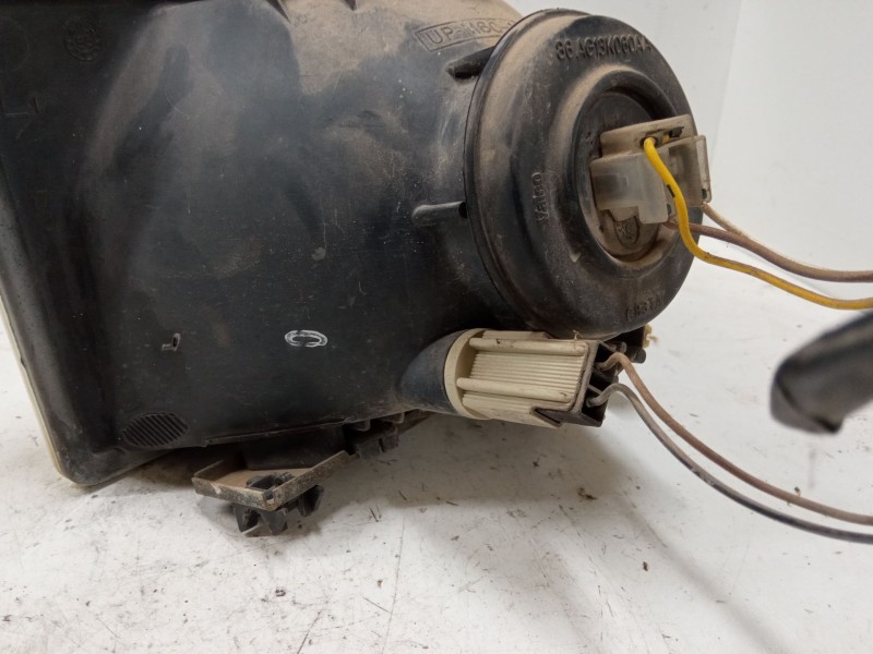 Recambio de faro derecho para ford fiesta iii (gfj) 1.1 referencia OEM IAM   