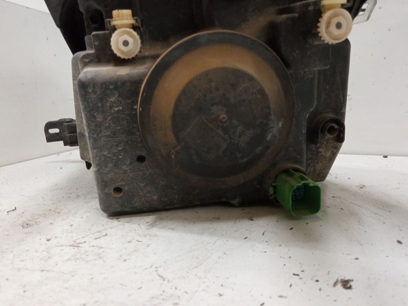 Recambio de faro derecho para ford fusion (ju_) 1.6 tdci referencia OEM IAM   