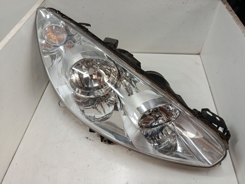 Recambio de faro derecho para peugeot 308 i (4a_, 4c_) 1.6 16v referencia OEM IAM   