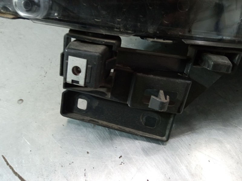 Recambio de faro izquierdo para renault grand scénic iii (jz0/1_) 1.5 dci referencia OEM IAM   