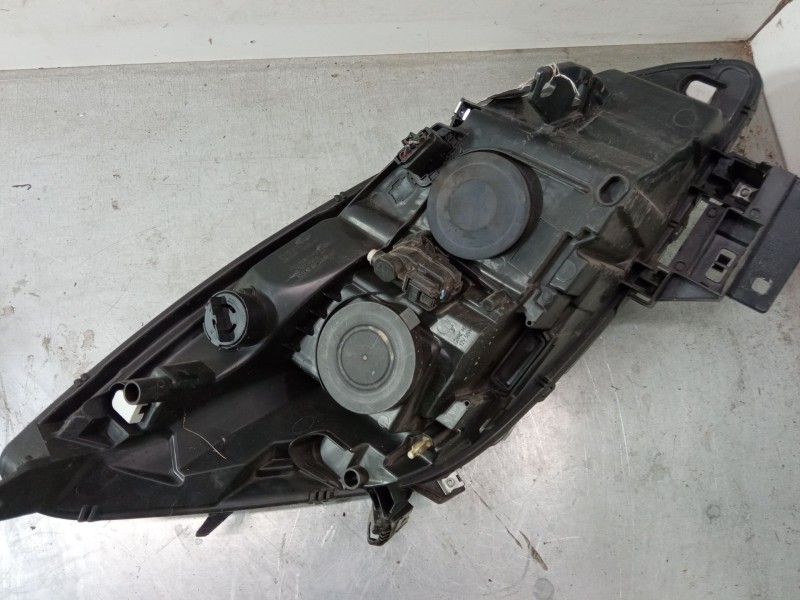 Recambio de faro izquierdo para renault grand scénic iii (jz0/1_) 1.5 dci referencia OEM IAM   