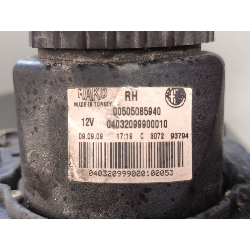 Recambio de faro antiniebla derecho para alfa romeo mito (955_) 1.3 multijet (955axh1b, 955axt1a) referencia OEM IAM 505085940  