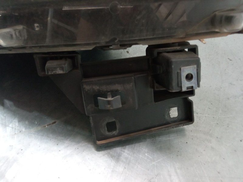 Recambio de faro derecho para renault grand scénic iii (jz0/1_) 1.5 dci referencia OEM IAM   