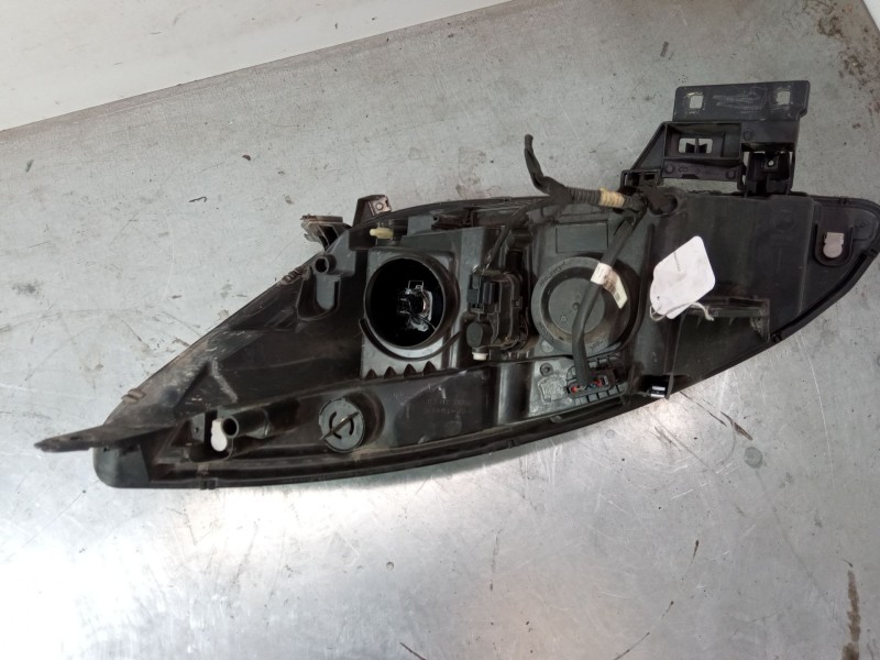 Recambio de faro derecho para renault grand scénic iii (jz0/1_) 1.5 dci referencia OEM IAM   
