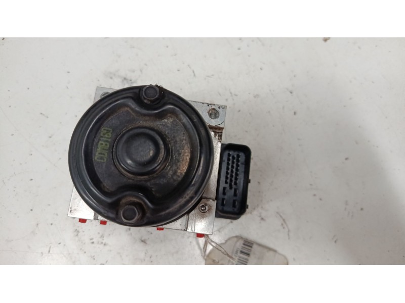 Recambio de abs para hyundai tucson (jm) 2.0 crdi referencia OEM IAM 589202E000  