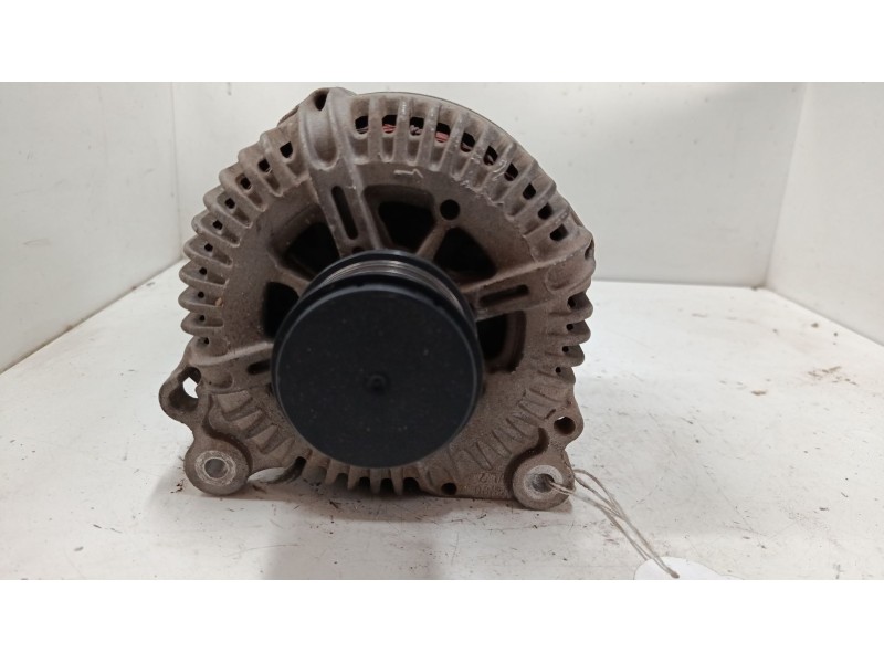 Recambio de alternador para volkswagen passat b6 (3c2) 2.0 tdi referencia OEM IAM 021903026L  