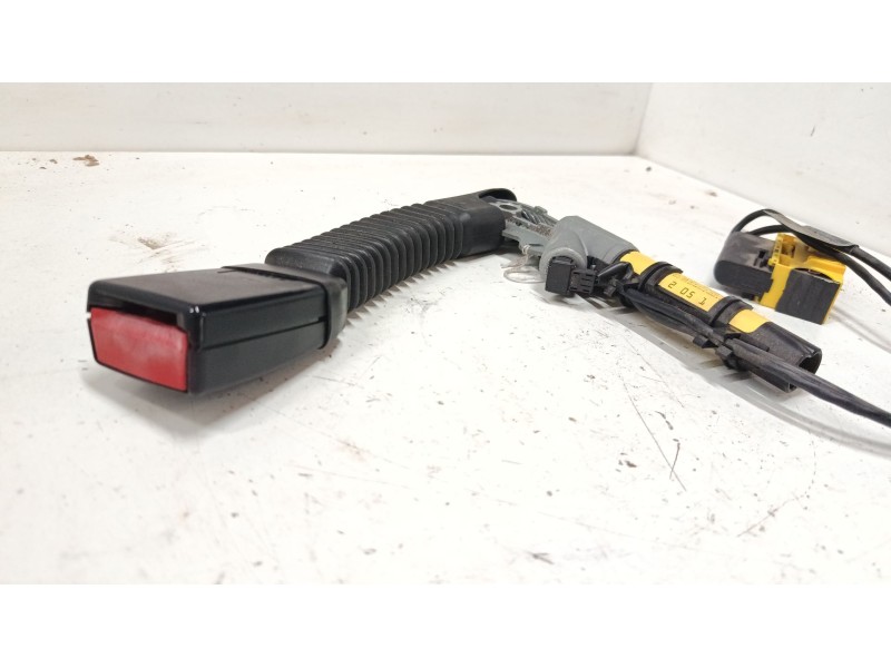 Recambio de anclaje cinturon delantero izquierdo para bmw x5 (e53) 3.0 d referencia OEM IAM   