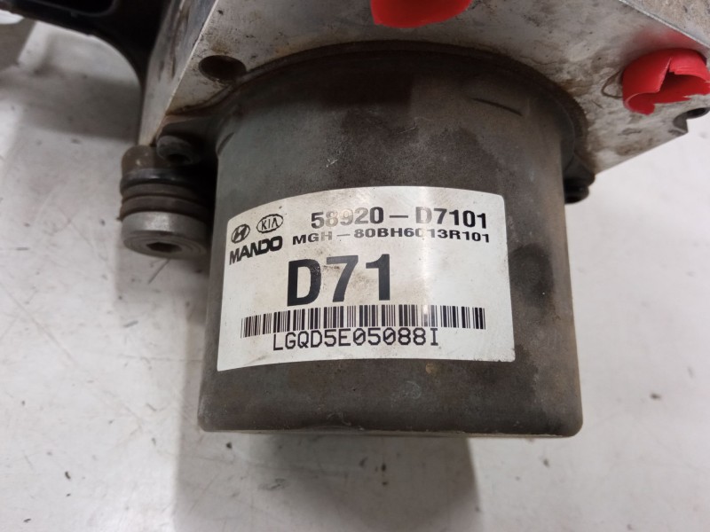 Recambio de abs para hyundai tucson (tl, tle) 1.7 crdi referencia OEM IAM 58920D7101  
